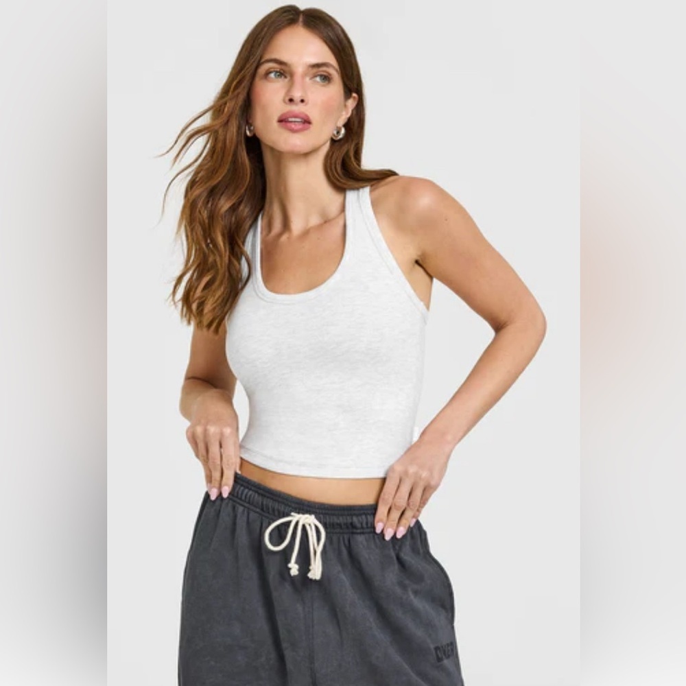 NWT [Oner Active] Fitted Racerback Cropped Light Grey Tank Top Women’s X-Large - Picture 2 of 15